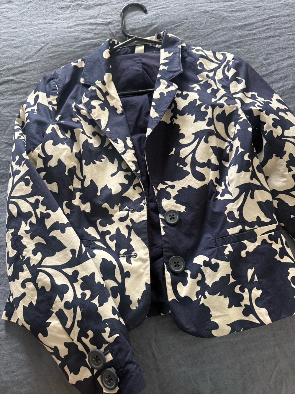 Old Navy Navy and Cream Floral Blazer Jacket
